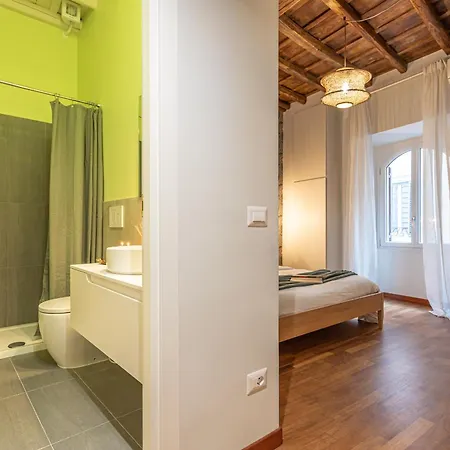 Giada - Charming At The Imperial Forums *