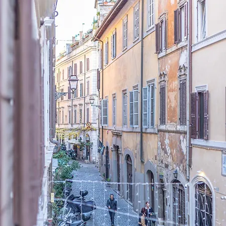 Апартаменты Giada - Charming At The Imperial Forums Рим