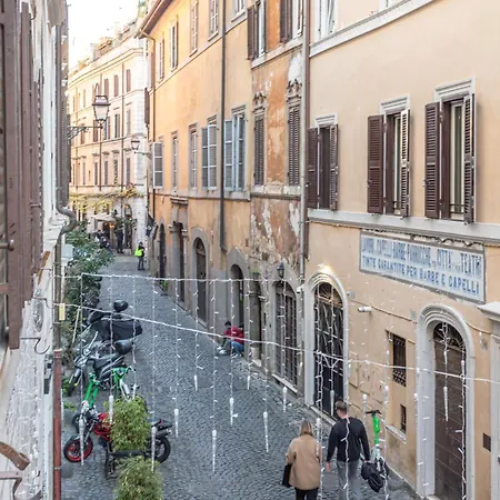 Giada - Charming At The Imperial Forums Рим