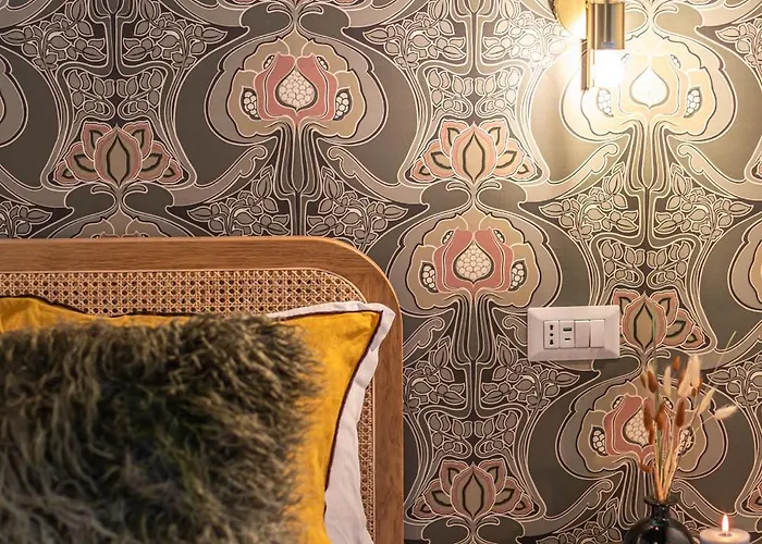 Giada - Charming At The Imperial Forums Apartman *